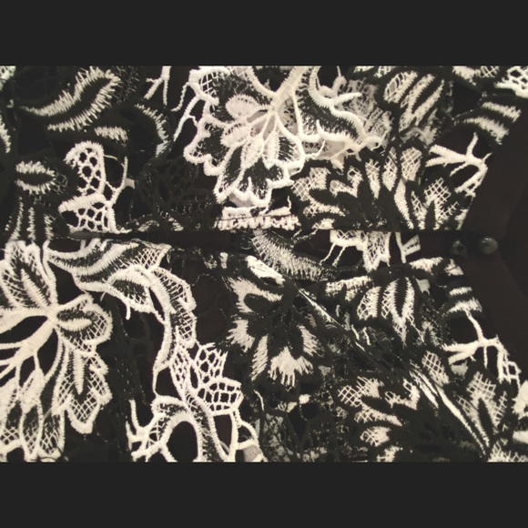 Romeo & Juliet couture black/white dress, size L. - Picture 6 of 10